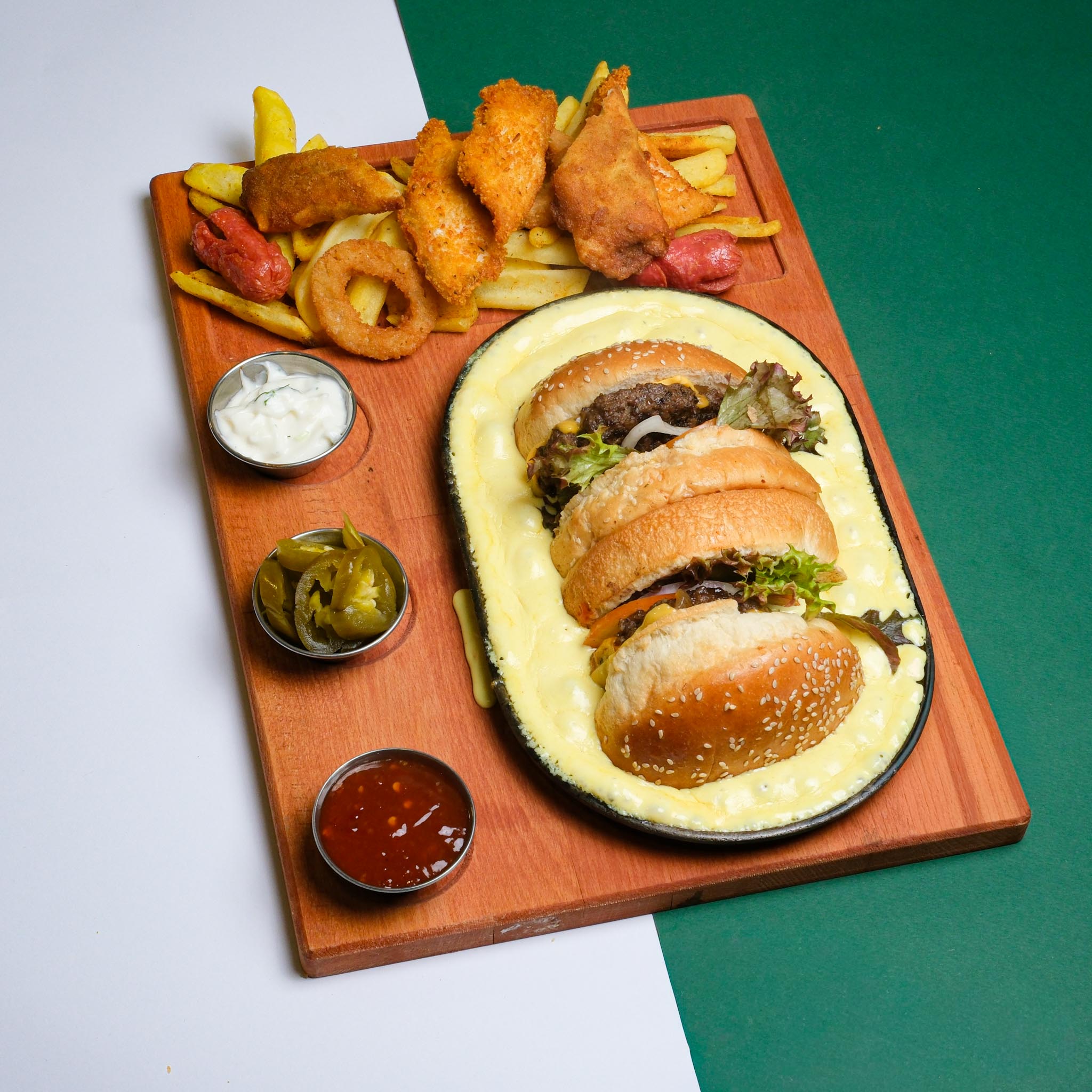 SOS SOS BURGER
